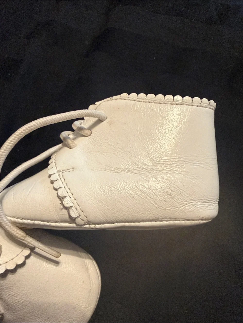 Elephantito Scalloped Bootie - White Baby Lace-Up Shoes